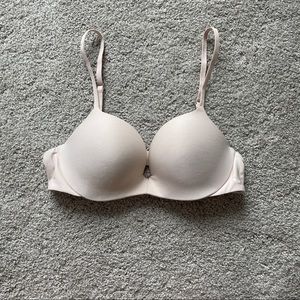 Victoria’s Secret PINK Push-Up bra